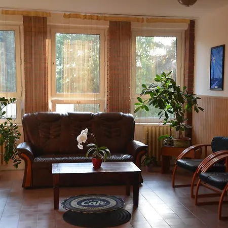 Grand Berekszálló *
